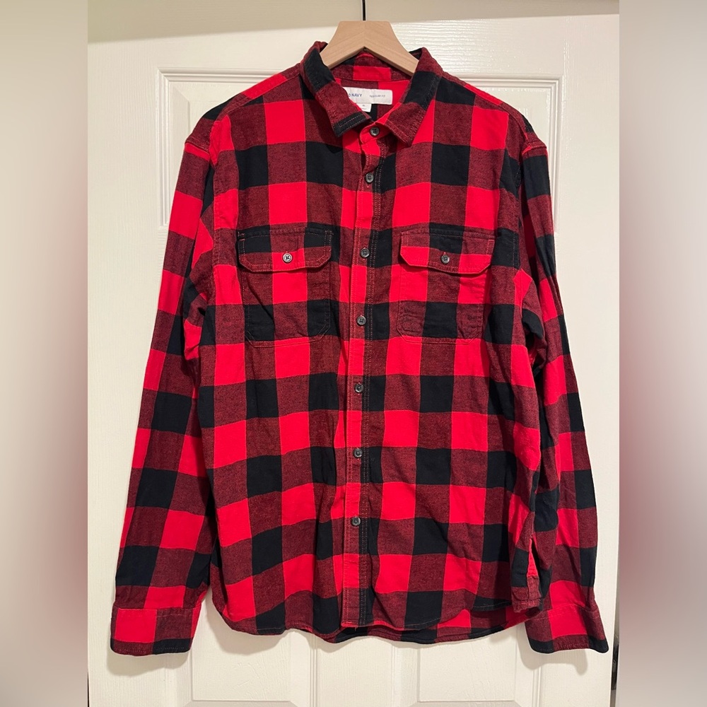 Old Navy Men’s Red & Black Buffalo Checkered Plaid Flannel Pocket Shirt Size XL